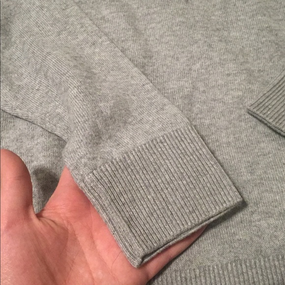 BRAND NEW SWEATERS - Picture 7 of 8